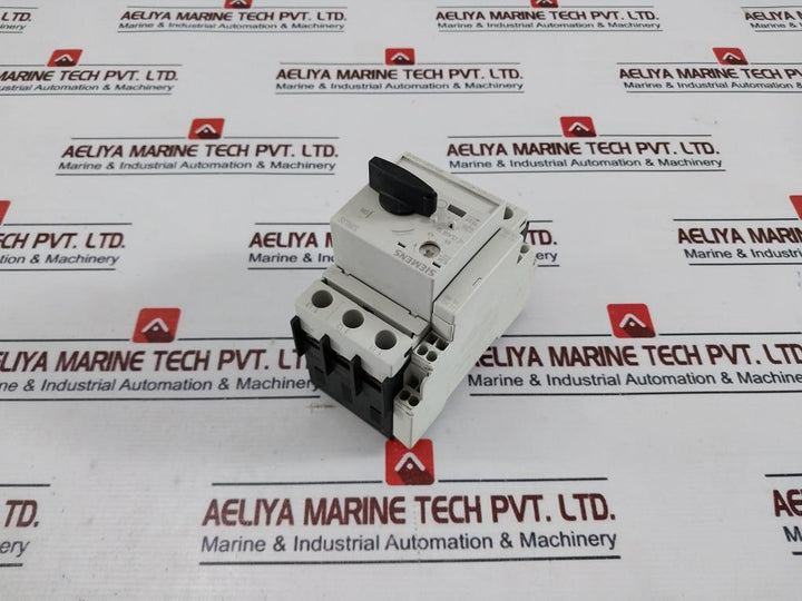 Siemens 3RV1021-1GA10 Circuit Breaker W/ 3RV1901-2A Aux Contact Switch 50/60Hz