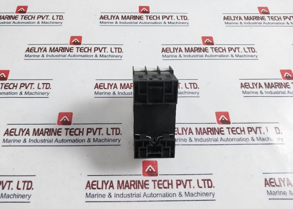 Siemens 3rv1021-4ba10 Circuit Breaker With Auxiliary Switch 50/60 Hz