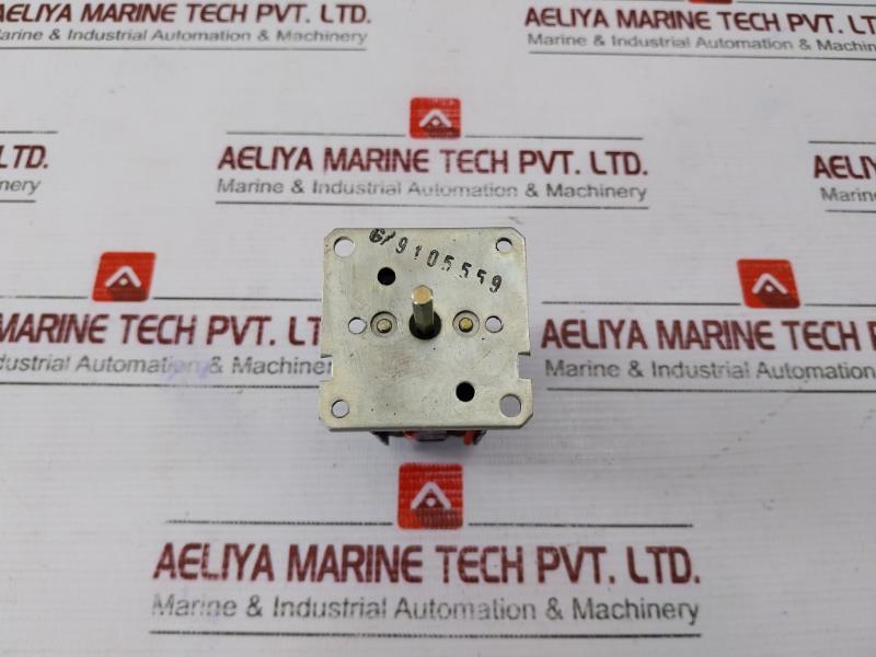 Siemens 3ST1207-2BE01 Control Switch for Motor 10A 600VAC