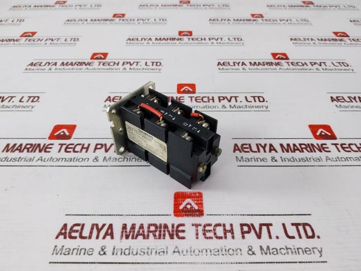 Siemens 3ST1207-2BE01 Control Switch for Motor 10A 600VAC