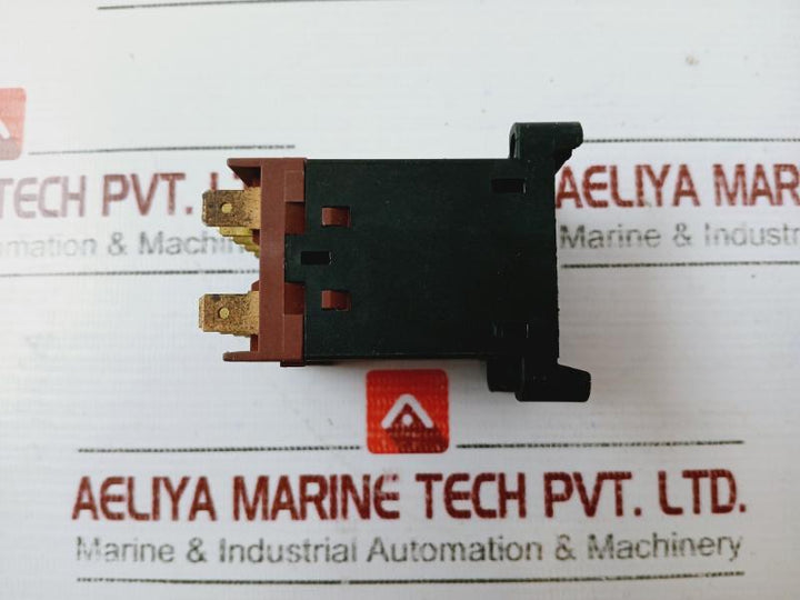 Siemens 3tf2001-3al2 Contactor 3-pole 16a 300v