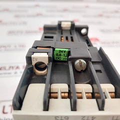 Siemens 3tf3100-0b Contactor W/ Auxiliary Switch Block 3tx4010-2a 22a 500v~