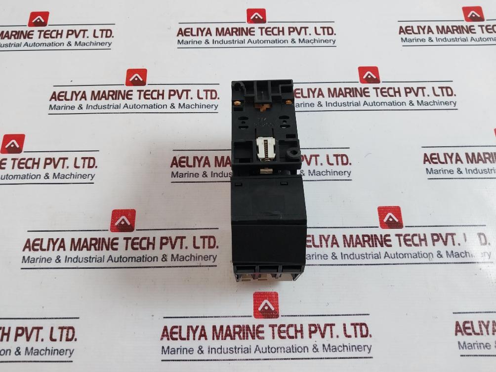 Siemens 3TF31 10-0A Air Break (Power) Contactor With 3UA50 00-1F Overload Relay