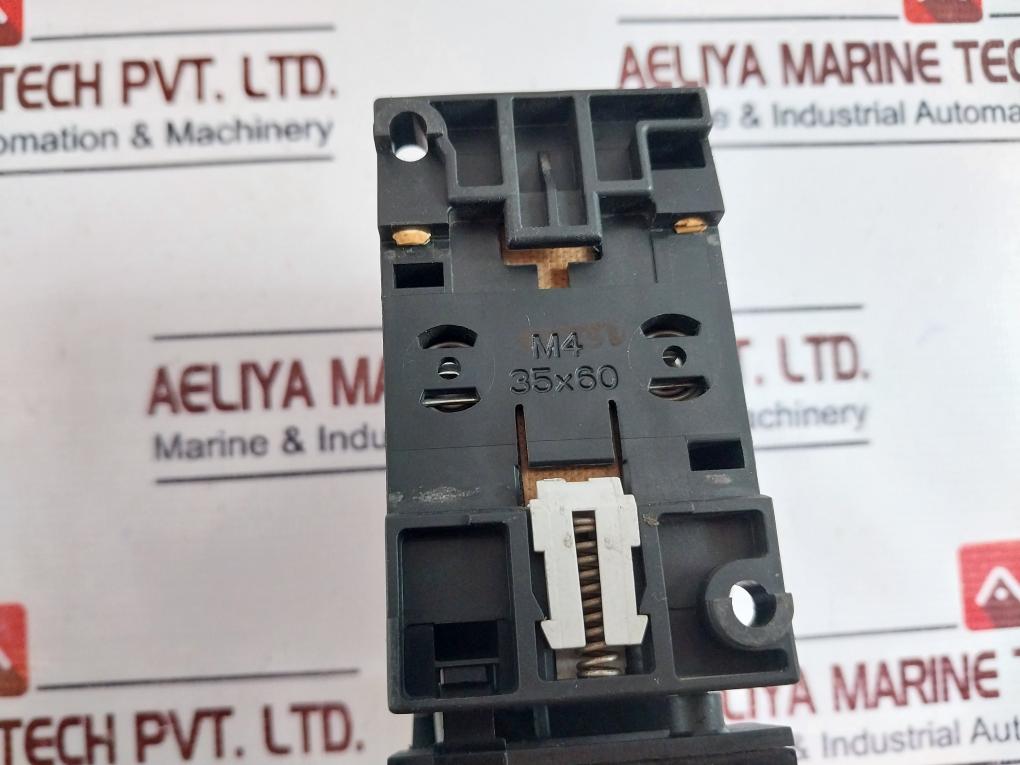 Siemens 3TF31 10-0A Air Break (Power) Contactor With 3UA50 00-1F Overload Relay