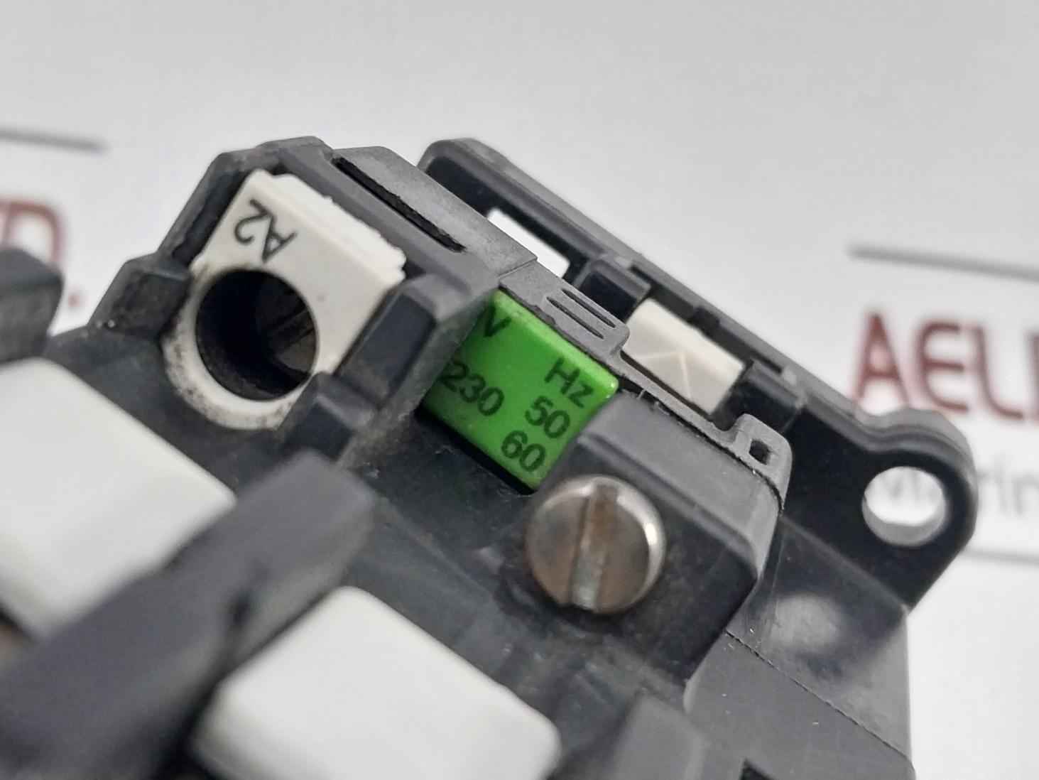 Siemens 3tf32 00-0a Air Break (Power) Contactor 16a 415v 50/60hz