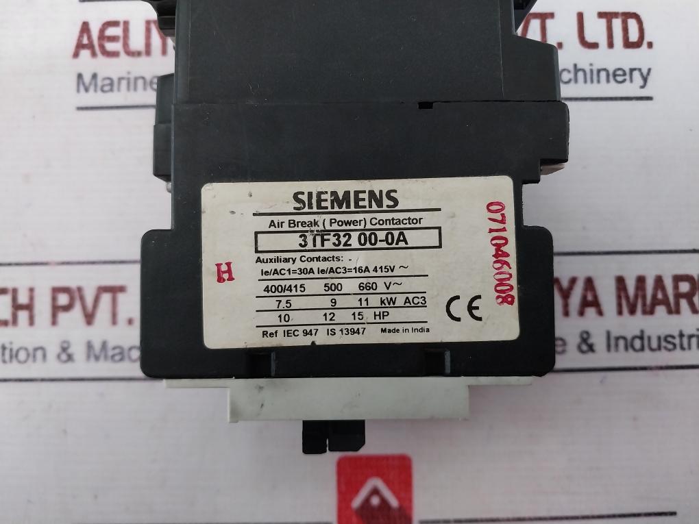 Siemens 3TF32 00-0A Air Break (Power) Contactor 30A 660v~ 50/60hz