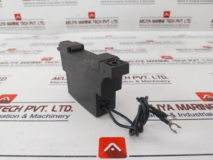 Siemens 3tx7522-3t Surge Suppressor Rc Element For Snapping