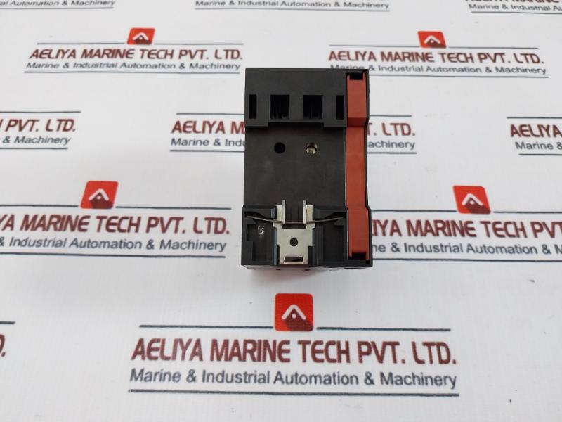 Siemens 3vu1300-0mg00 Circuit Breaker For Motor Protection 600vac Max 50/60hz