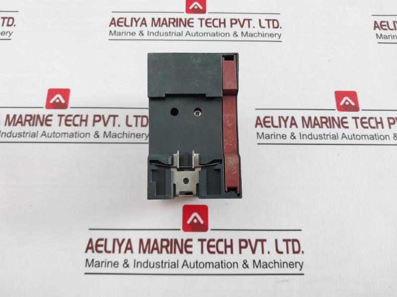 Siemens 3vu1300-1ml00 Motor Protection Circuit Breaker G/9242a111 50/60hz 120a A