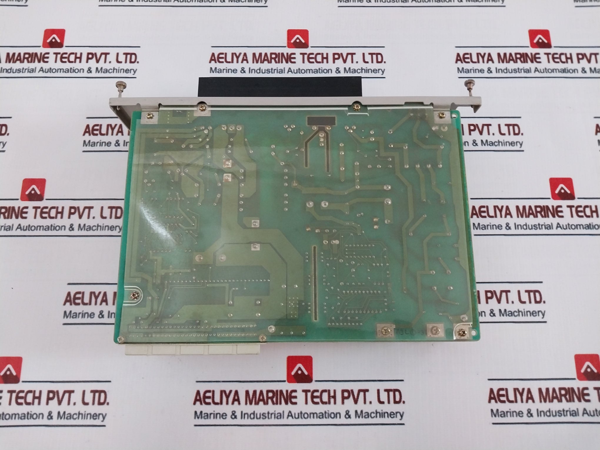Siemens 505-6660 Power Supply 220Vac + Remote Base Controller + 7X 8Ch Output Analog + 6X 1/2A Dc Output + 3X 24Vdc Input