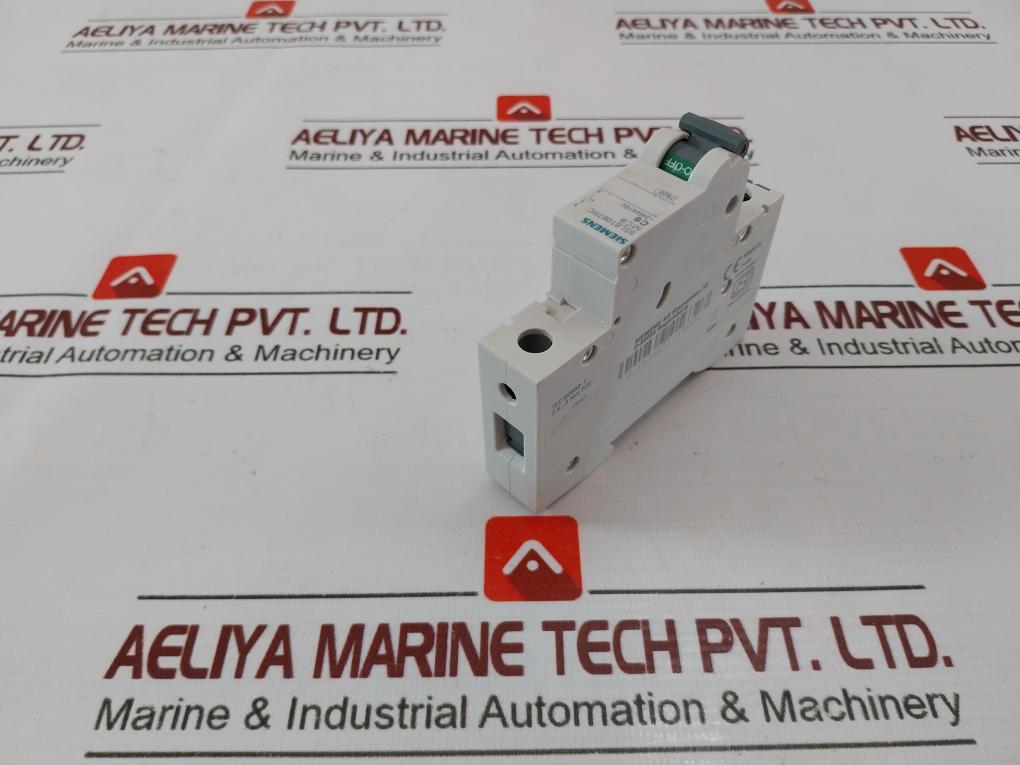 Siemens 5Sl61067Rc Mcb 240/415V 1C06A Cm/L-2255548 H6M D 24 81