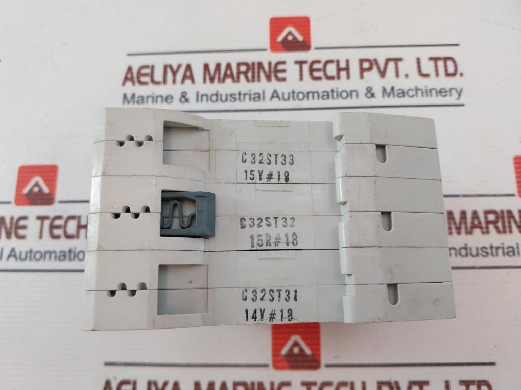 Siemens 5Sl6332-7 Circuit Breaker ~400V