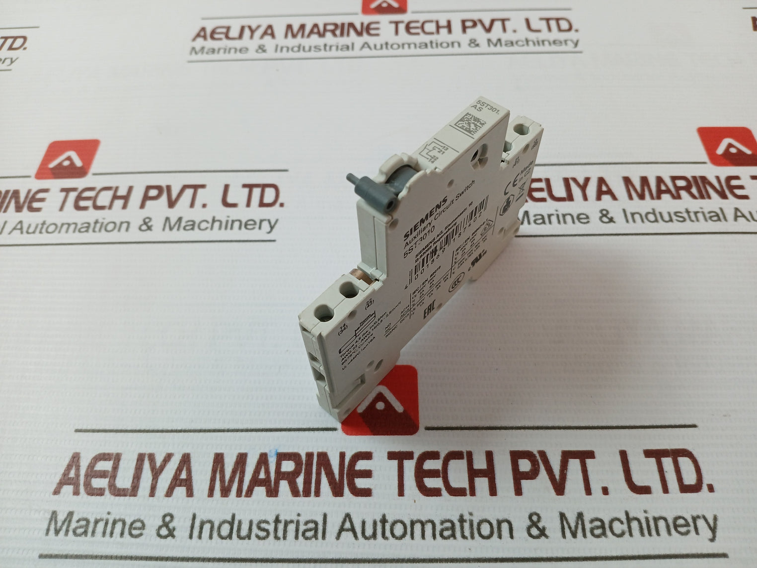 SIEMENS 5ST3010 Auxiliary Circuit Switch 440V 16A 125200E71 60/75C