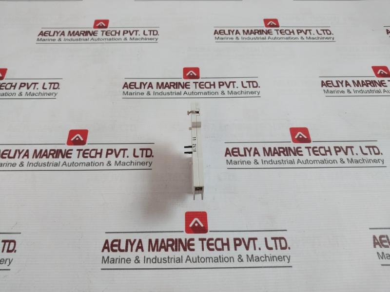 Siemens 5Sw3300 Auxiliary Circuit Switch 6A 230V 1A 220V 1No+1Nc