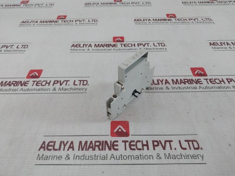 Siemens 5Sw3300 Auxiliary Current Switch 11 2416 1A-220V As