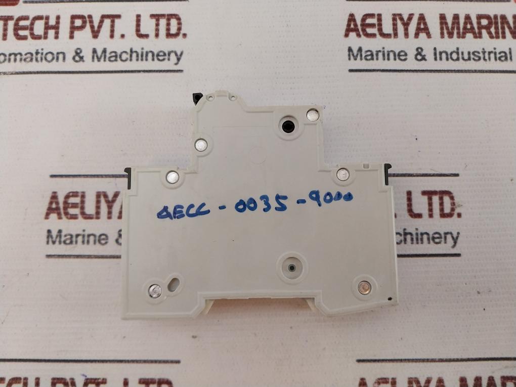 Siemens 5Sy6110-7 Circuit Breaker Aecc-0035-9000