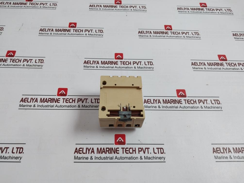 Siemens 5Sz6 440-7C Current Operated Earth-leakage Circuit Breaker 220 415V 0.3A