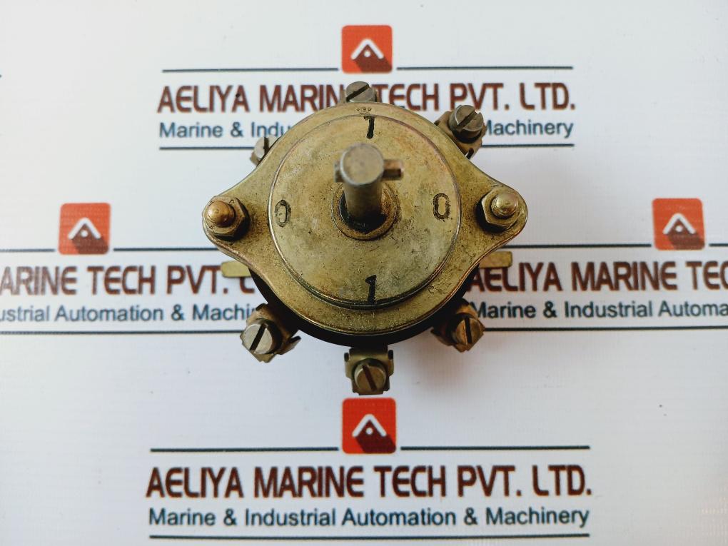 Siemens 5 TN 4 13 Insulating Switch