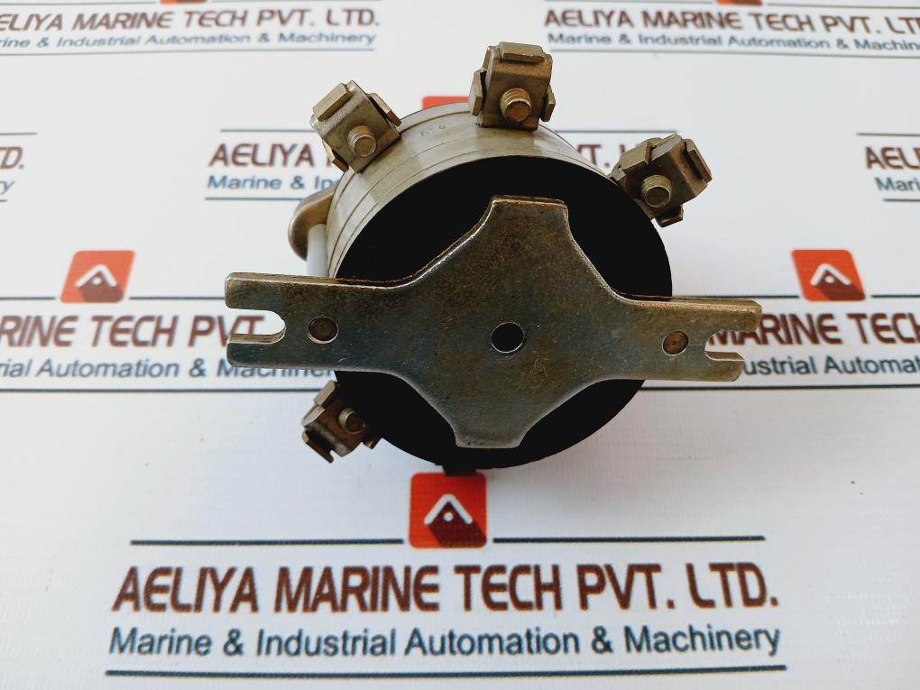 Siemens 5 TN 4 13 Insulating Switch