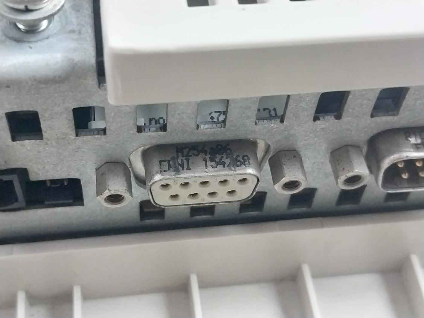 Siemens 6Av6 542-0Ca10-0Ax0 Simatic Hmi Panel Dc 24V/ 0,61A (Not Working)Siemens