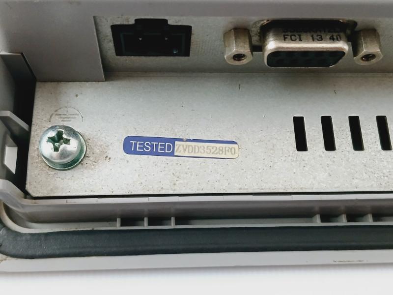 Siemens 6AV6 648-0BC11-3AX0 Smart Line 700 IE Touch Panel 24VDC(Not Working)