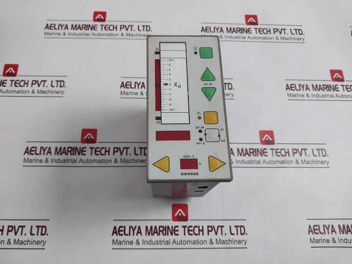 Siemens 6 Dr 2004-2a Process Controller Ac 110/120v Max 21va 13w(Not Working)