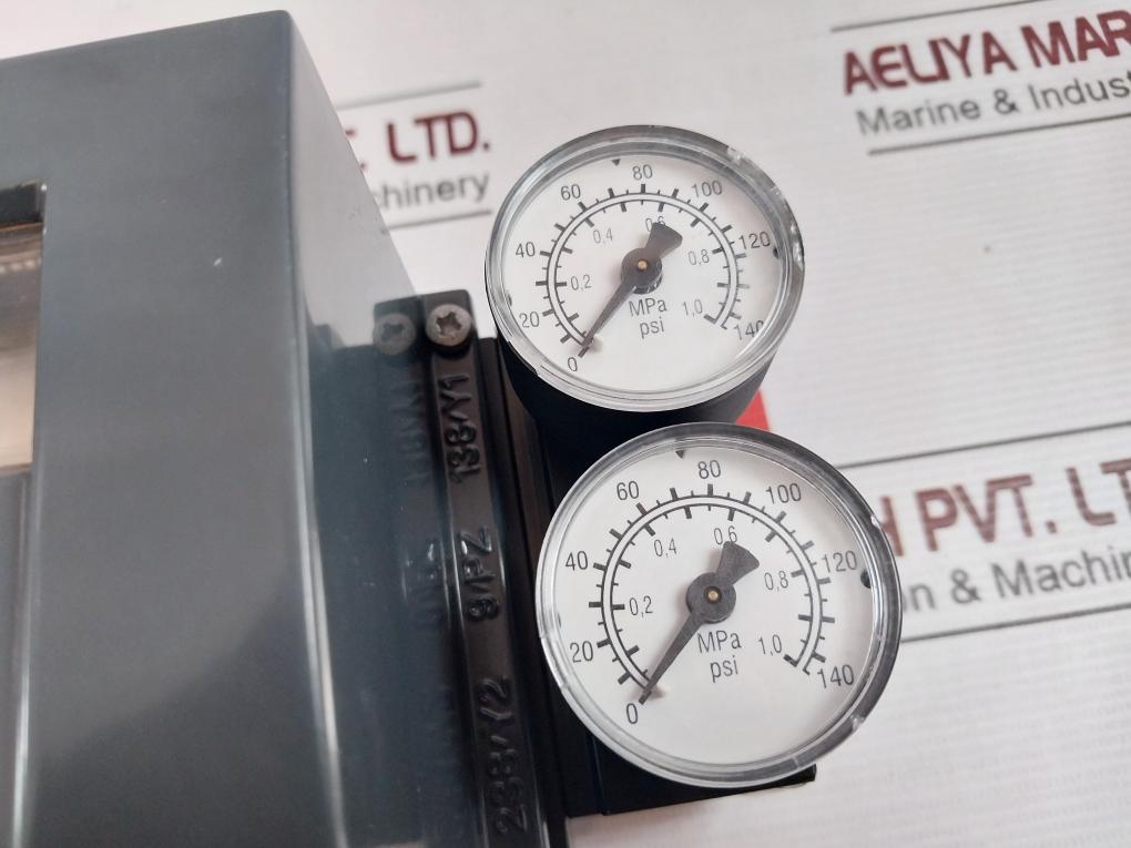 Siemens 6Dr5113-0Nn00-0Aa3 Electropneumatic Positioner Sipart Ps2 Ip66 35V 100Ma