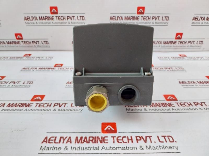 Siemens 6Dr5120-0Nn01-0Aa4 Sipart Ps2 Hart Positioner E344532 5.01.00 4-20Ma