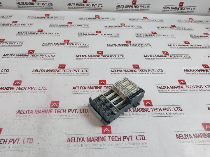 Siemens 6Es7193-6Bp00-0Ba0 Base Unit Bu15-p16+A0+2D Push In Terminal