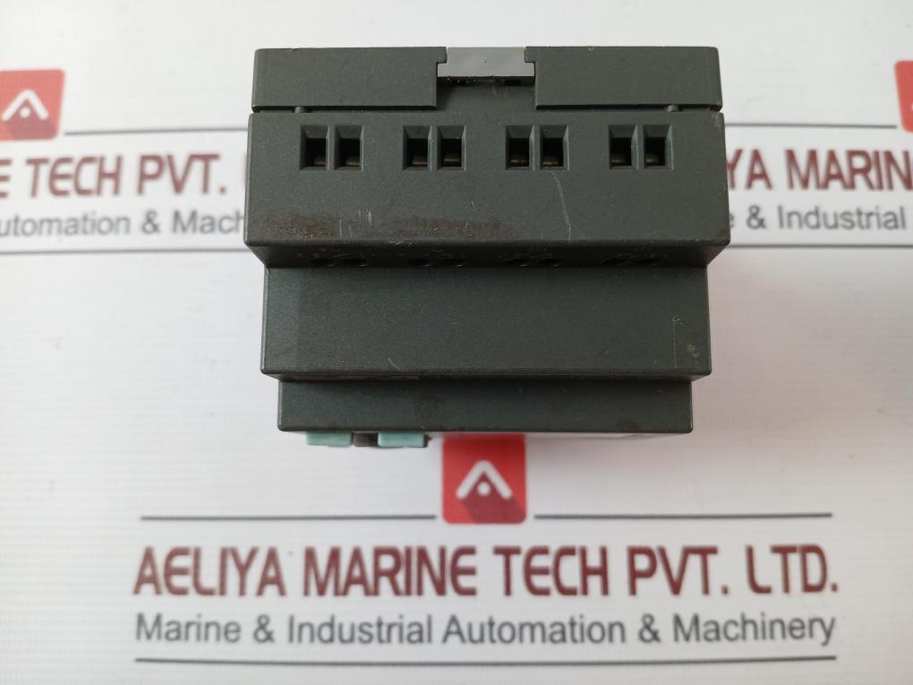 Siemens 6Ed1 052-1Fb00-0Ba4 Logic Module Display Ac/Dc 115..240V 8Xac/Dc