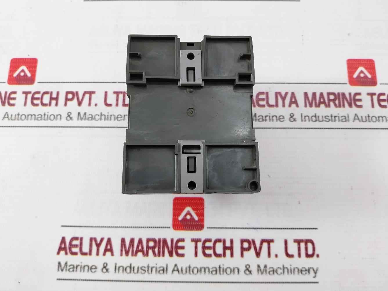 Siemens 6Ed1 052-1Fb00-0Ba6 Logo 230Rc Logic Module 115V Ac/240V Ac 55°C