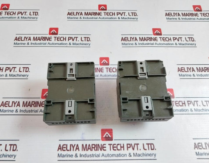 Siemens 6ED1 052-1MD00-0BA6 Controller 240V 10A