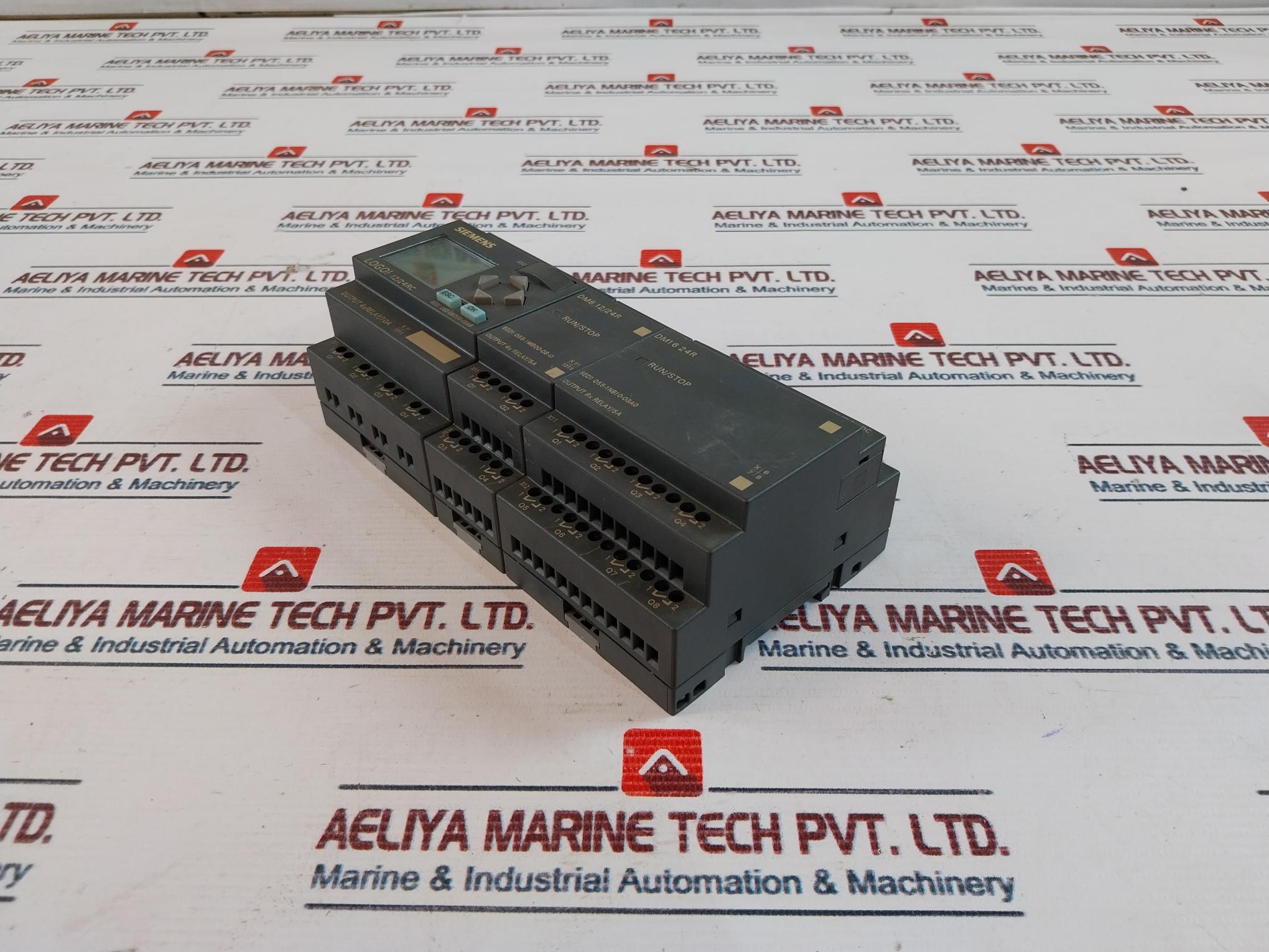 Siemens 6ED1 052-1MD00-0BA6 Logo! 12/24RC Logic Module