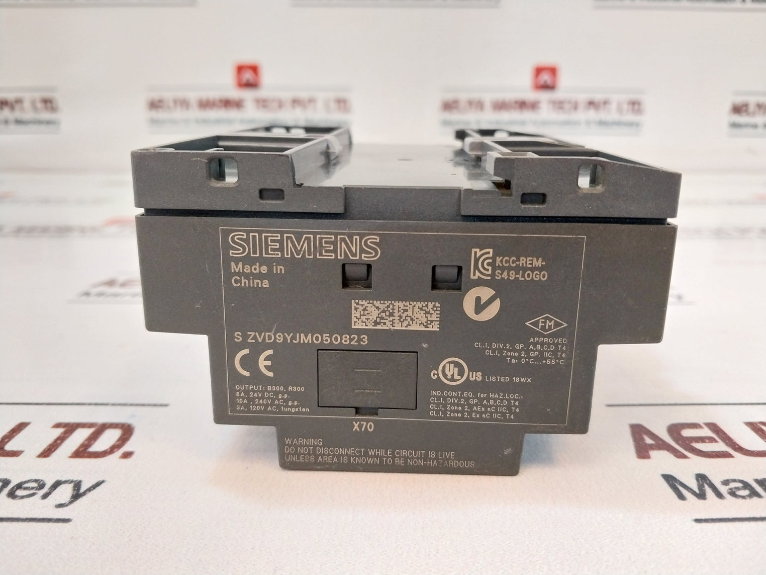 Siemens 6Ed1 052-1Md00-0Ba7 Logic Module Dc 12/24V 8A, 24V Dc