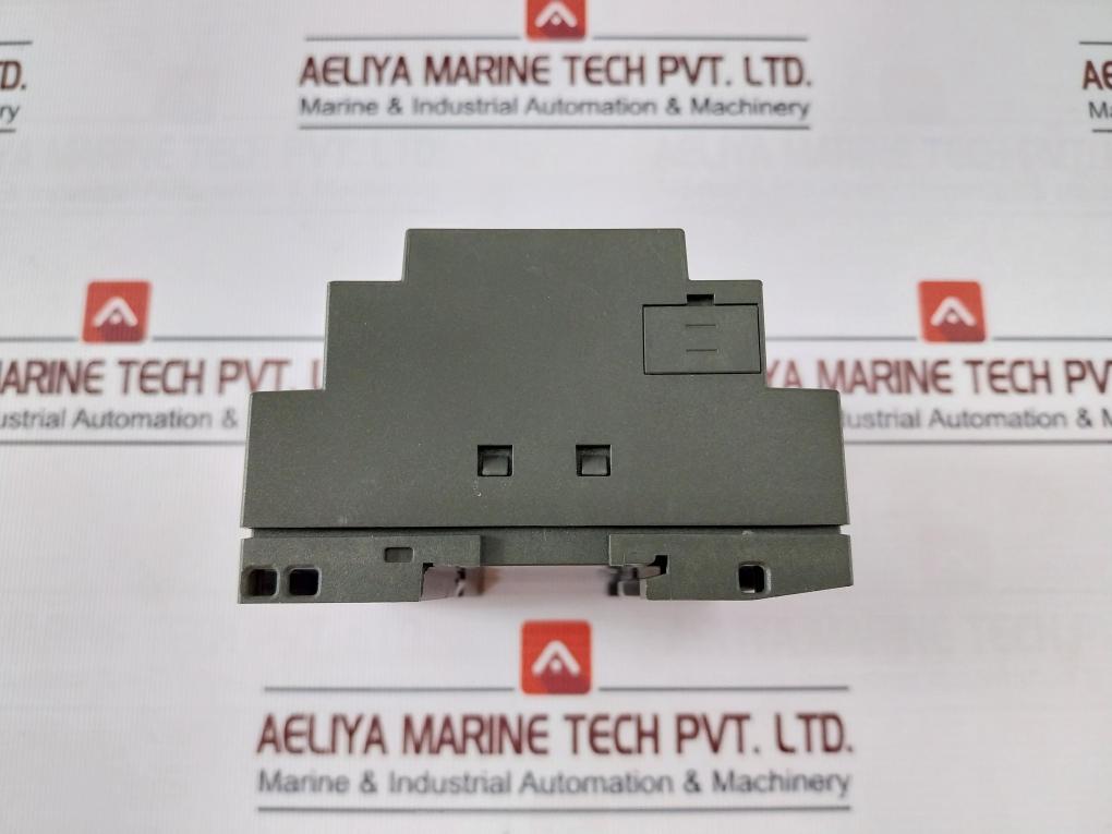 Siemens 6Ed1 052-1Md00-0Ba7 Logic Module Dc 12/24V 8Xdc B300 R300 8A 24V Dc G.P.