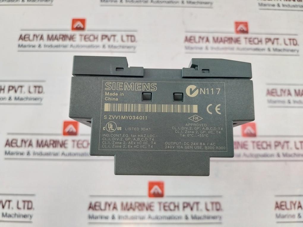 Siemens 6ED1 052-2MD00-0BA5/ 6ED1 055-1MB00-0BA1 Logic Module