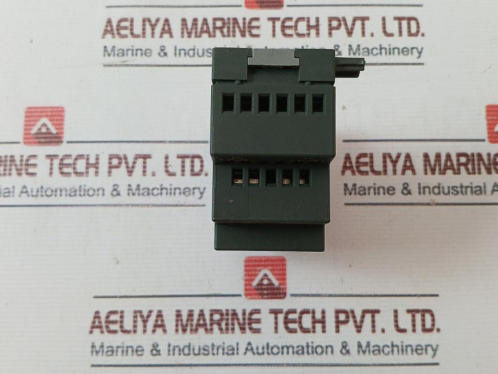 Siemens 6Ed1 055-1Hb00-0Ba0 Expansion Module Dm8 24R Dc 24V 5A/Ac 240V 5A