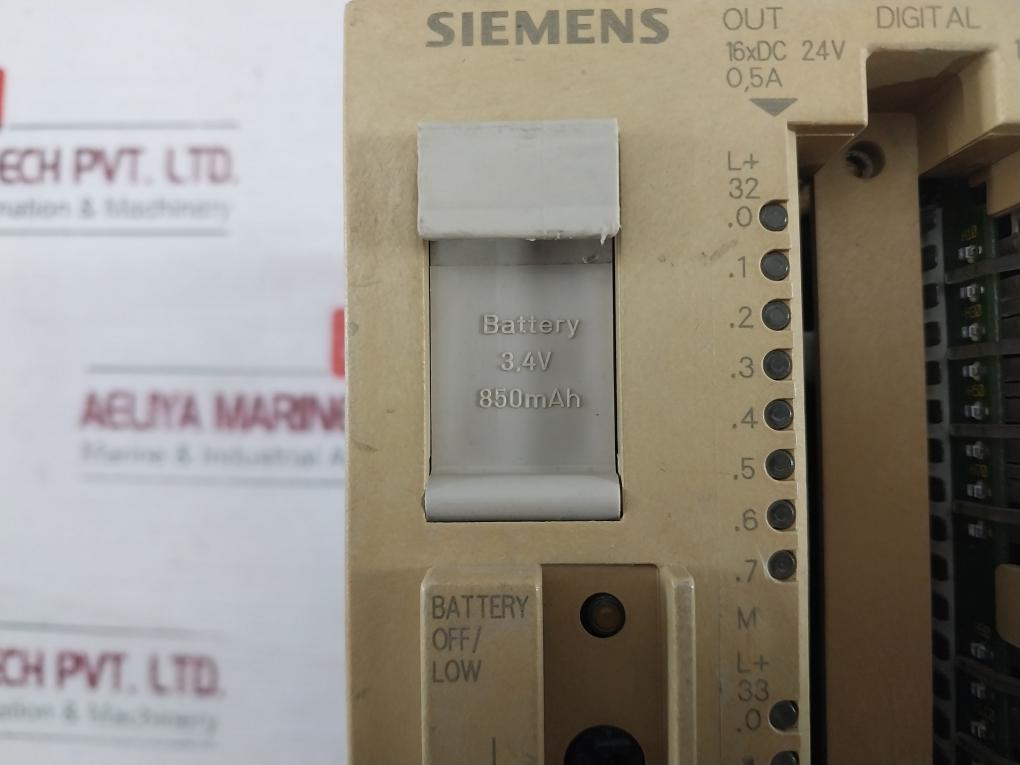 Siemens 6Es5 095-8Mc01 Compact Unit With 2 Interface 5Khz/2Khz