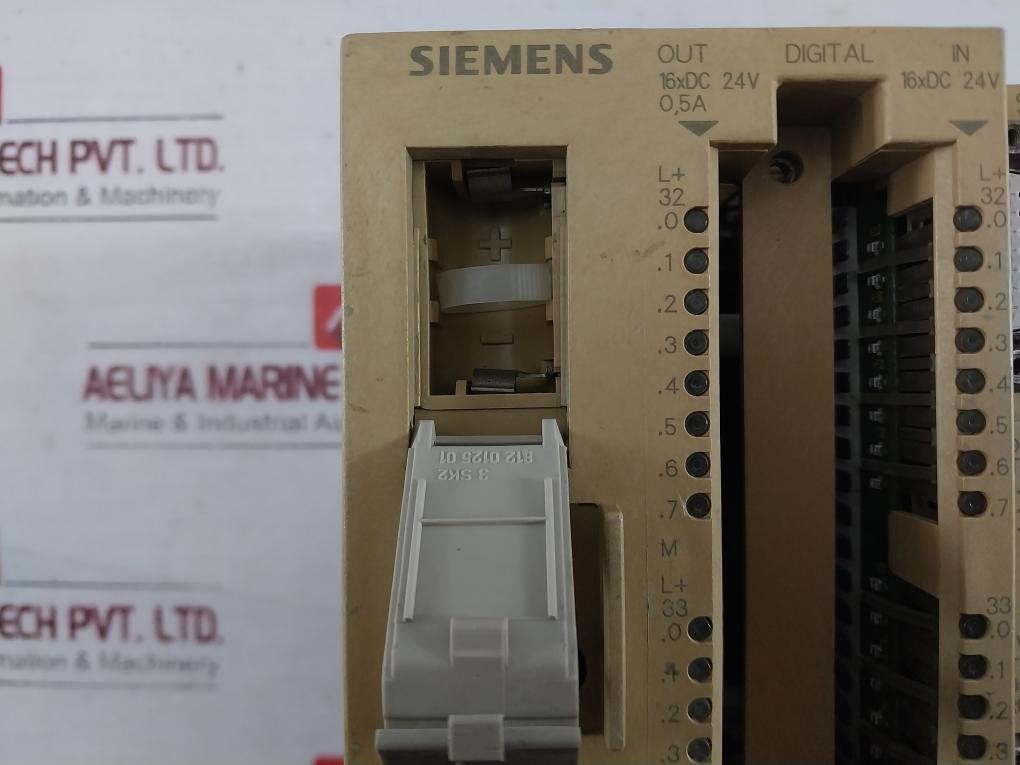 Siemens 6Es5 095-8Mc01 Compact Unit With 2 Interface 5Khz/2Khz