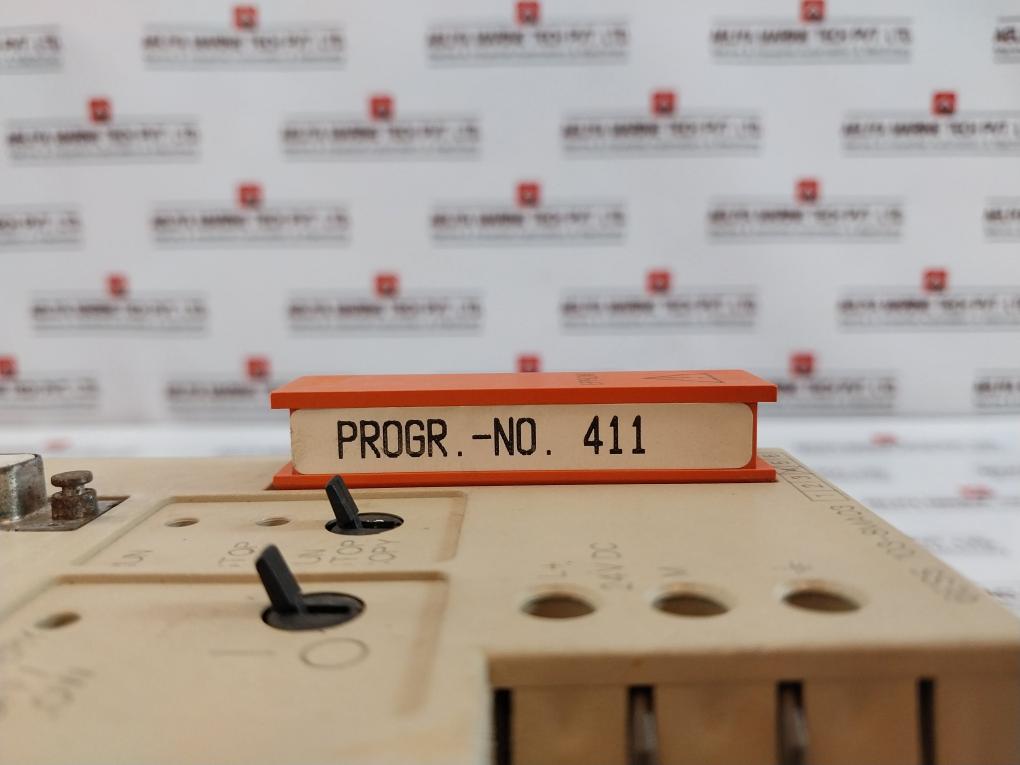 Siemens 6es5 103-8ma03 Simatic S5-100u Central Processing Unit Cpu 103 24vdc 1a