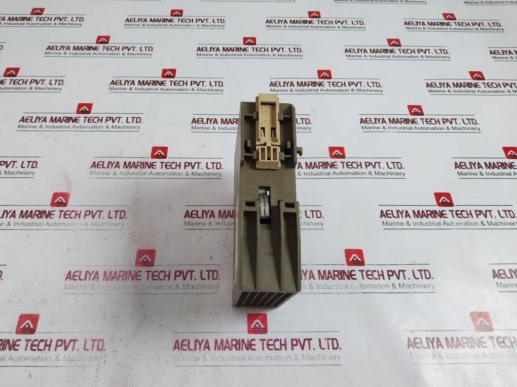 Siemens Simatic S5 6Es5 318-8Ma12 Interface Module Et 100U