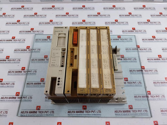 Siemens 6Es5 441-7La11,6Es5 941-7Ua13,6Es5 420-7La11,6Es5 700-0La1 Module Rack
