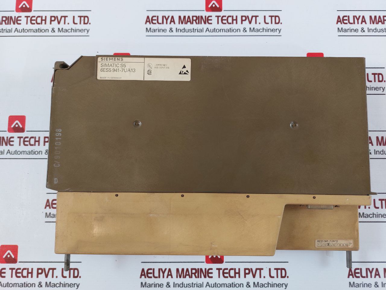 Siemens 6Es5 441-7La11,6Es5 941-7Ua13,6Es5 420-7La11,6Es5 700-0La1 Module Rack