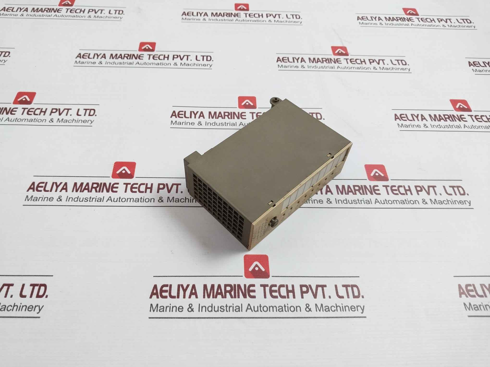 Siemens 6Es5 441-8Ma11 Digital Output Module 8X24V Dc/0.5A