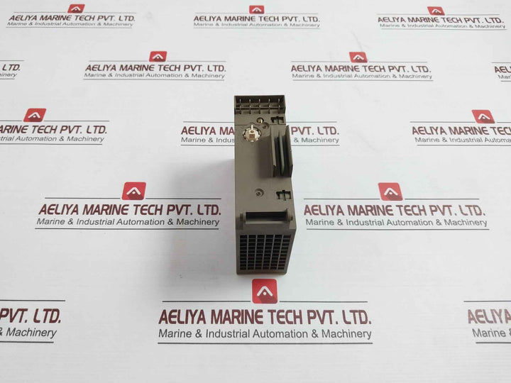 Siemens 6Es5 441-8Ma11 Digital Output Module 8X24V Dc/0.5A