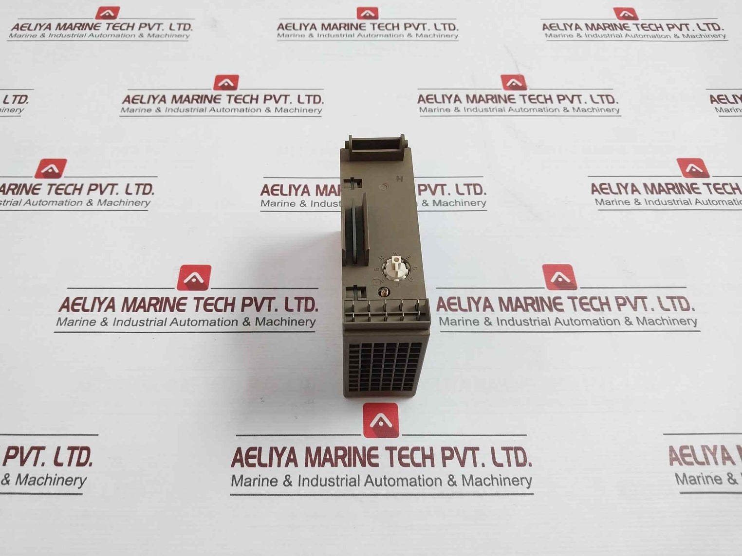 Siemens 6Es5 441-8Ma11 Digital Output Unit 5W 8X24Vdc/0.5A