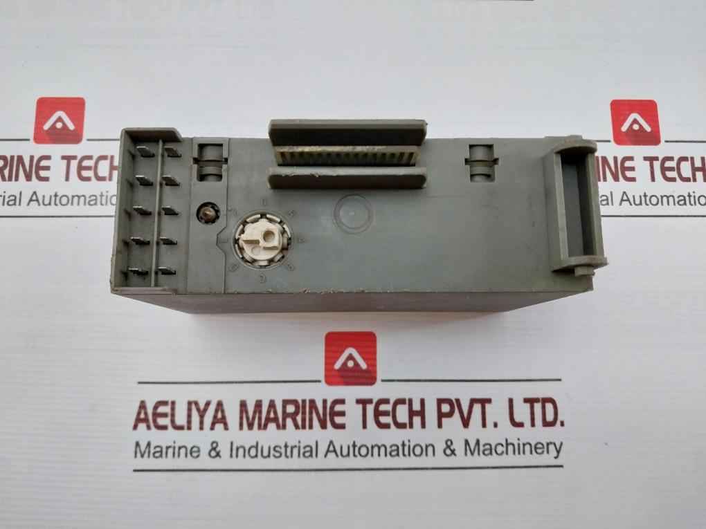 Siemens 6Es5 441-8Ma11 Plc Digital Output Module 8X24V Dc/0.5A