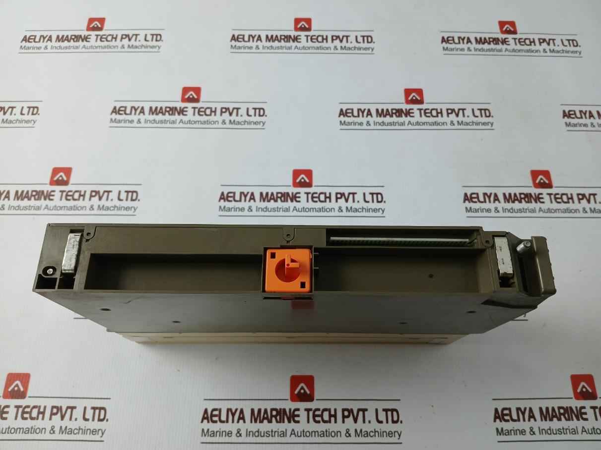 Siemens 6Es5 456-7La11 Simatic S5 Digital Output Module 115 V