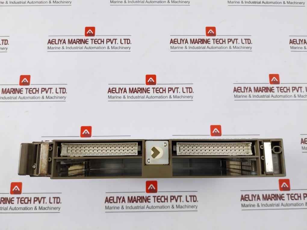 Siemens Simatic S5 6Es5 491-0Lb11 Adaptation Casing 6Es5524-3Ua13