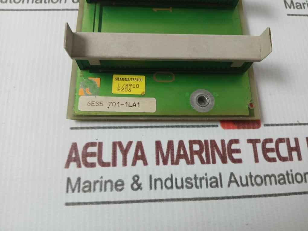 Siemens 6Es5 701-1La1 Backplane Pcb